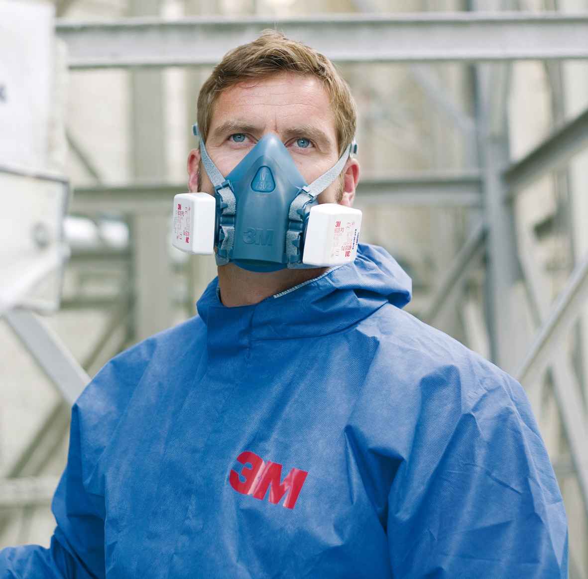 7000104177__Additional_Pictures__866627__3M__Reusable_Half_Face_Mask__Medium__7502_11zon